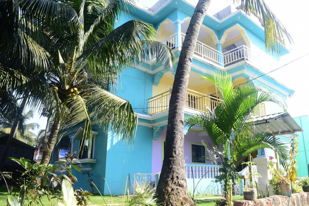 Spirithouse Hostel 阿姆波尔 外观 照片