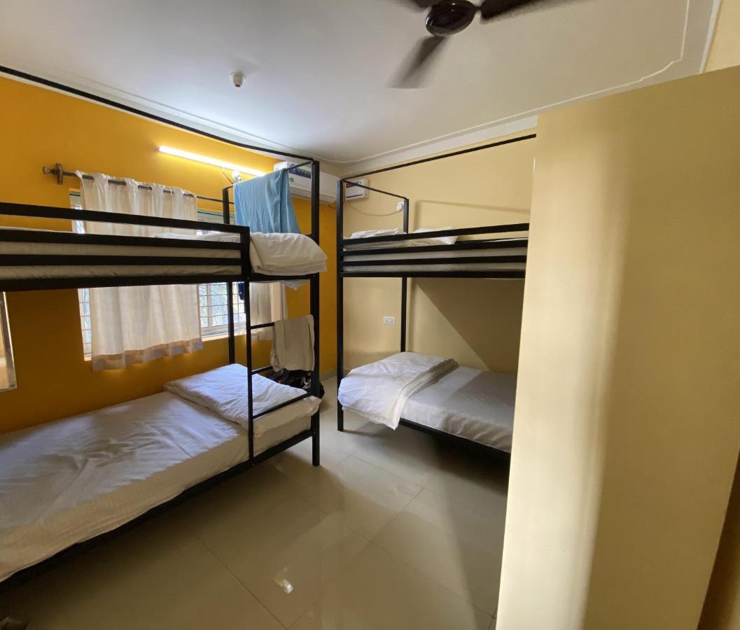 Spirithouse Hostel 阿姆波尔 外观 照片