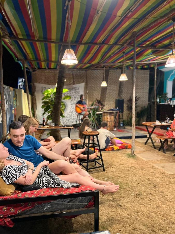 Spirithouse Hostel 阿姆波尔 外观 照片
